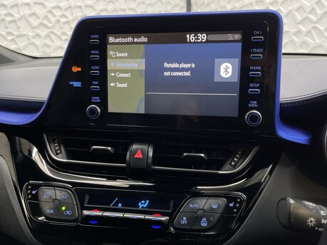Toyota C-HR DYNAMIC 24