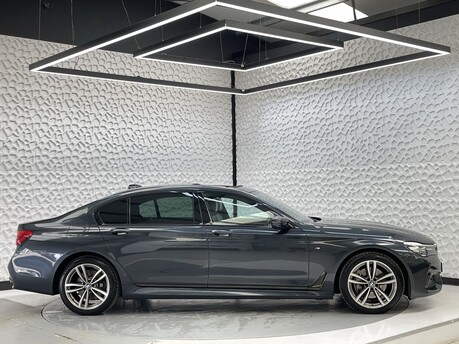 BMW 7 Series 740LD XDRIVE M SPORT 8