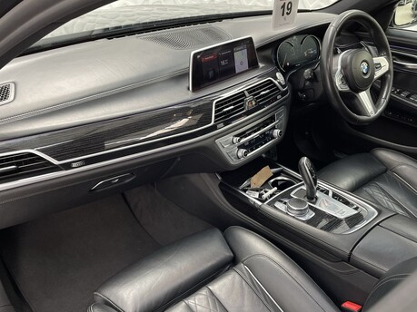 BMW 7 Series 740LD XDRIVE M SPORT 11