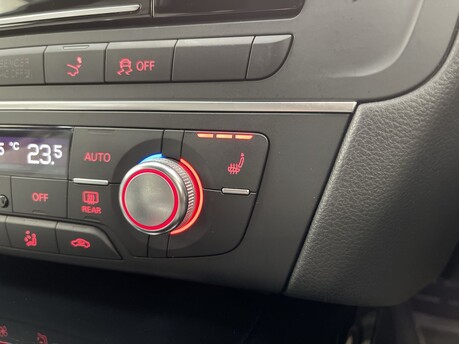Audi A7 SPORTBACK TDI QUATTRO BLACK EDITION 32