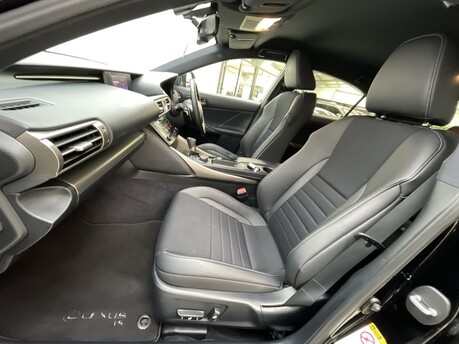 Lexus Is 300H F SPORT 12
