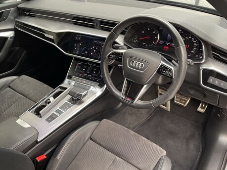 Audi A6 AVANT TDI QUATTRO S LINE MHEV 10
