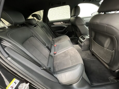 Audi A6 AVANT TDI QUATTRO S LINE MHEV 32