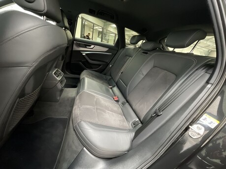 Audi A6 AVANT TDI QUATTRO S LINE MHEV 33
