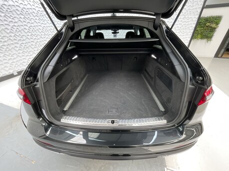 Audi A6 AVANT TDI QUATTRO S LINE MHEV 34