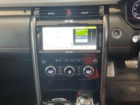 Land Rover Discovery SD4 HSE 5