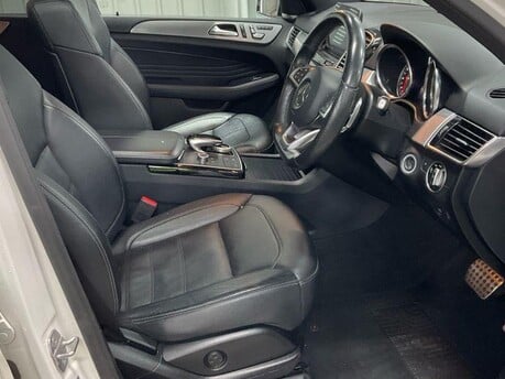 Mercedes-Benz GLE GLE 250 D 4MATIC AMG NIGHT EDITION PREMIUM PLUS 3