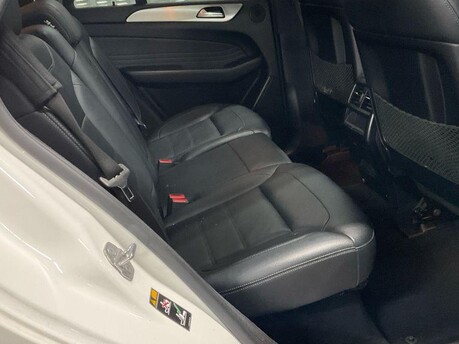 Mercedes-Benz GLE GLE 250 D 4MATIC AMG NIGHT EDITION PREMIUM PLUS 4