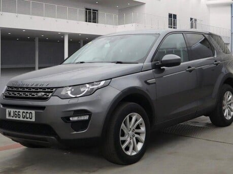 Land Rover Discovery Sport TD4 SE TECH 8