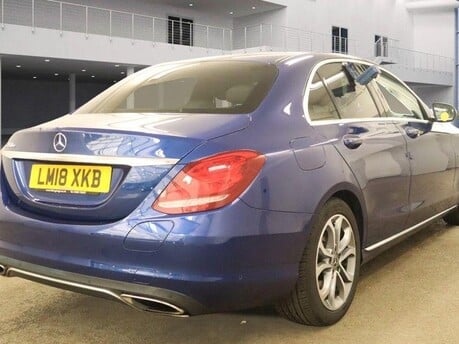Mercedes-Benz C Class C350 E SPORT 10