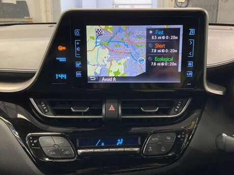 Toyota C-HR DESIGN 5