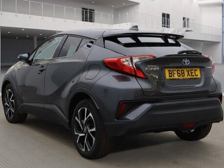 Toyota C-HR DESIGN 9