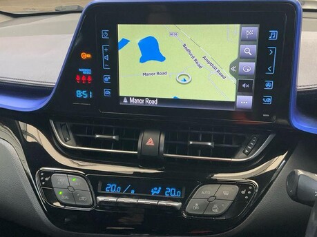 Toyota C-HR DYNAMIC 5