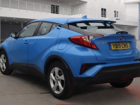 Toyota C-HR ICON 10