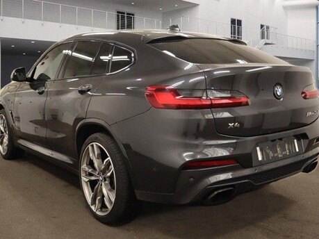 BMW X4 M40D 10