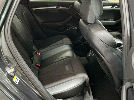 Audi A3 TDI BLACK EDITION 4