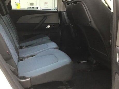 Citroen C4 Spacetourer PURETECH FEEL S/S EAT8 4