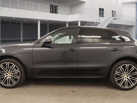 Porsche Macan S PDK 8