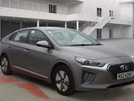 Hyundai IONIQ SE CONNECT MHEV