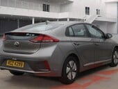 Hyundai IONIQ SE CONNECT MHEV 4