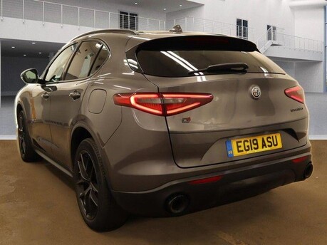 Alfa Romeo Stelvio TB NERO EDIZIONE 8