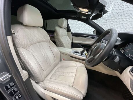 BMW 7 Series 3.0 740Ld M Sport Auto xDrive Euro 6 (s/s) 4dr 27