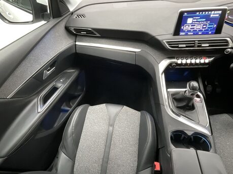 Peugeot 3008 1.2 PureTech Allure Euro 6 (s/s) 5dr 15