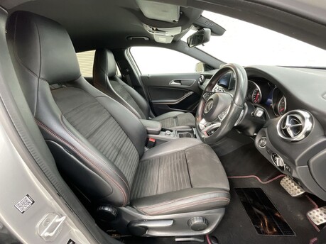 Mercedes-Benz GLA 2.1 GLA200d AMG Line 7G-DCT Euro 6 (s/s) 5dr 9