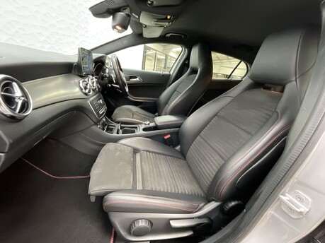 Mercedes-Benz GLA 2.1 GLA200d AMG Line 7G-DCT Euro 6 (s/s) 5dr 12
