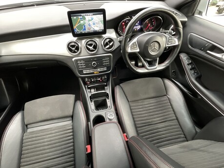 Mercedes-Benz GLA 2.1 GLA200d AMG Line 7G-DCT Euro 6 (s/s) 5dr 14