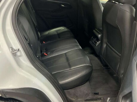 Land Rover Range Rover Evoque 2.0 D180 R-Dynamic S Auto 4WD Euro 6 (s/s) 5dr 4