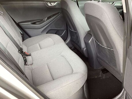 Hyundai IONIQ 1.6 h-GDi SE Connect DCT Euro 6 (s/s) 5dr 7