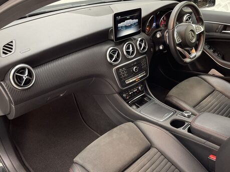 Mercedes-Benz A Class 1.6 A180 AMG Line 7G-DCT Euro 6 (s/s) 5dr 11