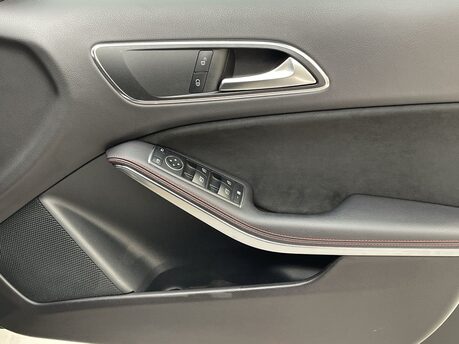 Mercedes-Benz A Class 1.6 A180 AMG Line 7G-DCT Euro 6 (s/s) 5dr 34