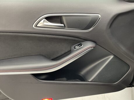 Mercedes-Benz A Class 1.6 A180 AMG Line 7G-DCT Euro 6 (s/s) 5dr 37