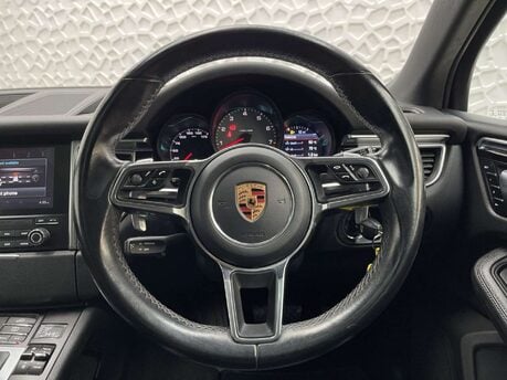 Porsche Macan 3.0 V6 S PDK 4WD Euro 6 (s/s) 5dr 32