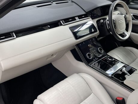 Land Rover Range Rover Velar 2.0 D240 R-Dynamic HSE Auto 4WD Euro 6 (s/s) 5dr 11