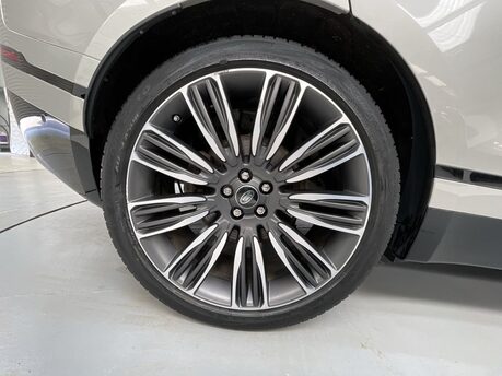 Land Rover Range Rover Velar 2.0 D240 R-Dynamic HSE Auto 4WD Euro 6 (s/s) 5dr 43