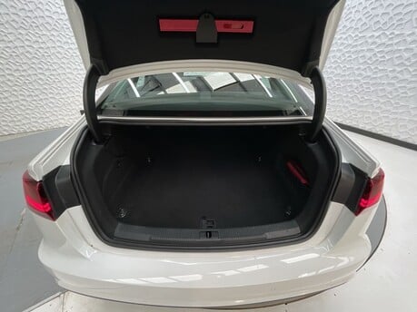 Audi A6 2.0 TDI ultra SE Executive S Tronic Euro 6 (s/s) 4dr 35