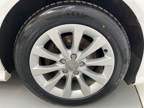 Audi A6 2.0 TDI ultra SE Executive S Tronic Euro 6 (s/s) 4dr 43