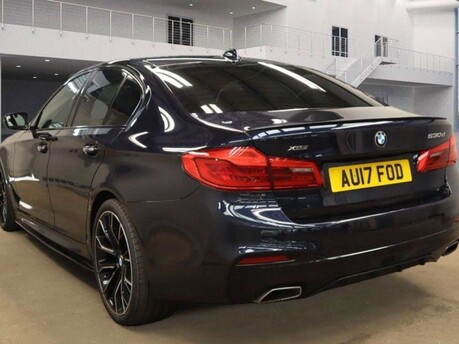 BMW 5 Series 3.0 530d M Sport Auto xDrive Euro 6 (s/s) 4dr 9