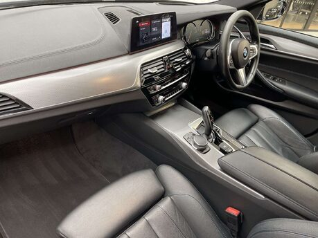 BMW 5 Series 3.0 530d M Sport Auto xDrive Euro 6 (s/s) 4dr 28