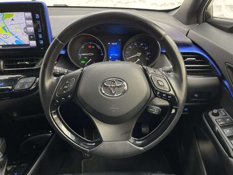 Toyota C-HR 1.8 VVT-h Dynamic CVT Euro 6 (s/s) 5dr 30