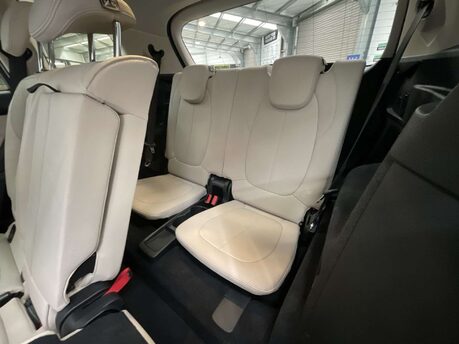 BMW 2 Series 2.0 220d Luxury Auto xDrive Euro 6 (s/s) 5dr 10