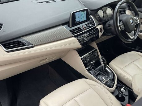 BMW 2 Series 2.0 220d Luxury Auto xDrive Euro 6 (s/s) 5dr 19