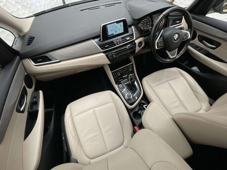 BMW 2 Series 2.0 220d Luxury Auto xDrive Euro 6 (s/s) 5dr 16