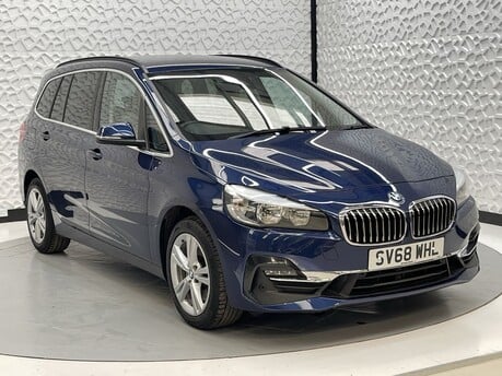 BMW 2 Series 2.0 220d Luxury Auto xDrive Euro 6 (s/s) 5dr