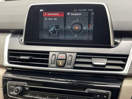 BMW 2 Series 2.0 220d Luxury Auto xDrive Euro 6 (s/s) 5dr 28