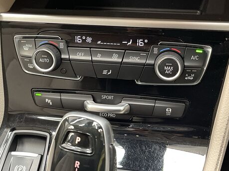 BMW 2 Series 2.0 220d Luxury Auto xDrive Euro 6 (s/s) 5dr 30