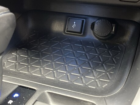 Toyota Rav4 2.5 VVT-h Dynamic CVT 4WD Euro 6 (s/s) 5dr 32